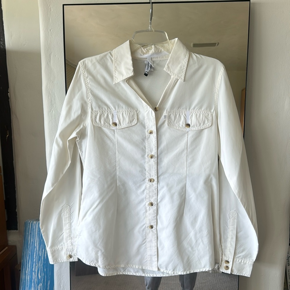 Magellan Travel Shirt size small